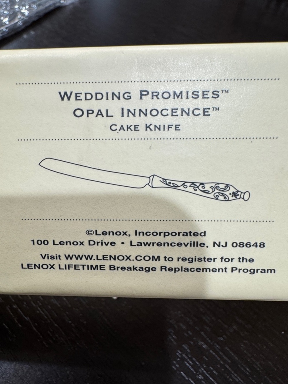 Lenox Wedding Promises Opal Innocence Cake Knife with Silver Blade - Picture 7 of 7